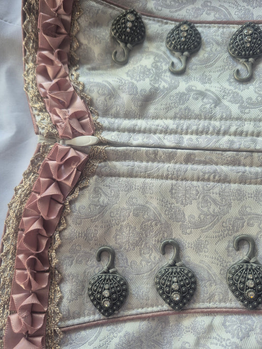 Dirndl Evi