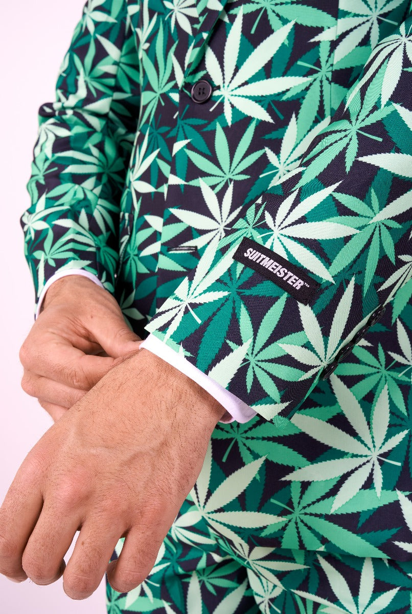 Cannabis Suit